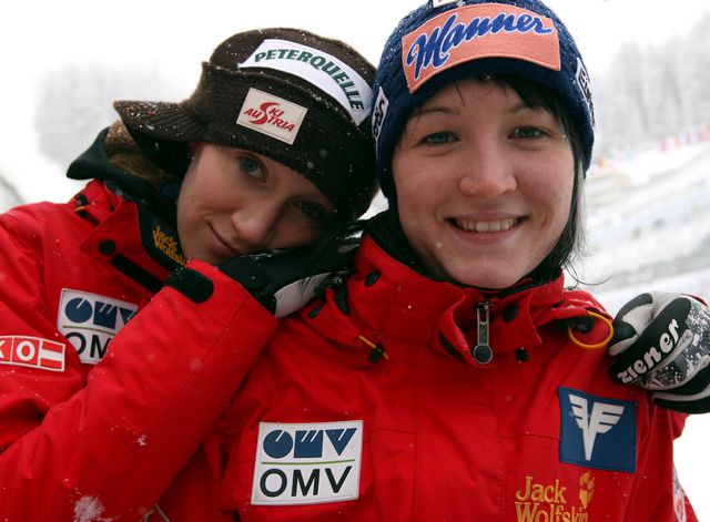 014 Daniela Iraschko, Jacqueline Seifriedsberger